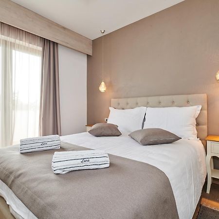 Boutique Rooms Luna Umag Exteriör bild
